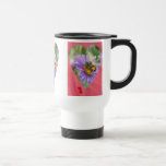 Abeille sur le coeur d'asters d'automne tasse
