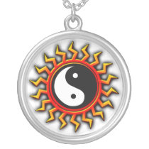 Ausgeglichene Yin Yang Sun Halskette