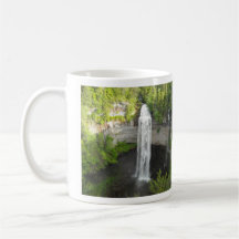 Automnes de crique de chute tasse