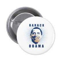 Barack Obama font face au T-shirt Pin's