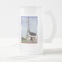 Bouledogue français dans la tasse de Paris