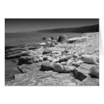 Carte de note faite sur commande de plage rocheuse