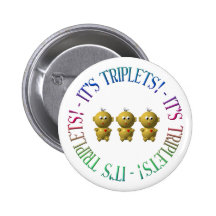 C'est des triplets ! badge avec épingle