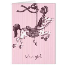 C'est une carte de cheval de carrousel de fille