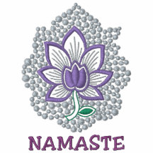 Chemise de la douille des femmes brodées par Namas