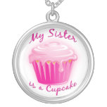 Collier de soeur de petit gâteau