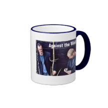 Contre le mur mugs à café