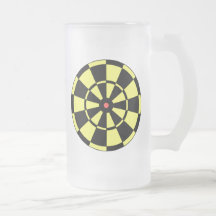 Dartboard-gelbes schwarzes rotes Bullauge Teetasse