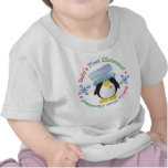 Das erste Weihnachten des Schneeflocke-Pinguin-Bab T-shirt