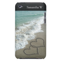 Deux coeurs de sable sur la plage, océan romantiqu coques barely there iPod