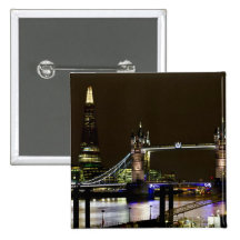 Die Scherbe und die Turm-Brücke Anstecknadelbuttons