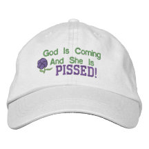 Dieu est prochain chapeau brodé