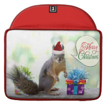 Écureuil de Noël avec des cadeaux de Noël Housse MacBook Pro