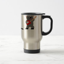 Éléphant de bande dessinée avec la guitare mug à café