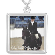 Elizabeth u. Bandit Selbst Gestalteter Schmuck