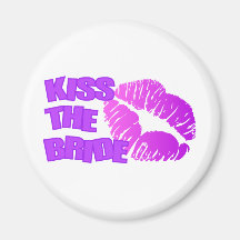Embrassez la jeune mariée magnets pour réfrigérateur