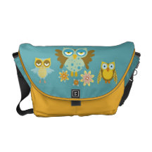 Équipage mignon de hiboux sacoches