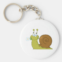 Escargot avec une fleur dans sa bouche porte-clé