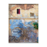 Fahrrad auf schöner Wand