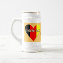 Festival d'Oktoberfest sur le coeur Stein de drape Mug