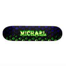 Feuer Michaels grüner Skatersollie Skateboard. Skateboardbretter