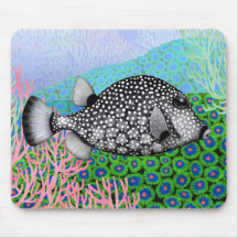 Glatter Trunkfish im Korallenriff Mousepad