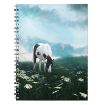 Grazing paint horse notizbücher