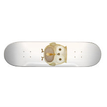 Hibou avec la planche à roulettes de cravate