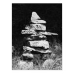 Inukshuk steht stark postkarte