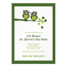 Invitation de partie de hiboux de vert de jour de 