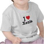 J'aime le T-shirt de coeur de Xenia