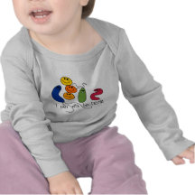Jeu avec des bactéries t-shirts