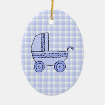 Kinderwagen. Hellblau auf Karo-Muster Ornamente