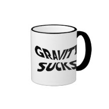 La gravité suce tasses