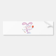 Lapin rose heureux peignant l'oeuf de pâques autocollant pour voiture