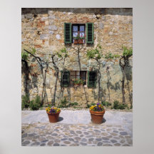 L'Europe, Italie, Monteriggioni. Une maison en pie Posters