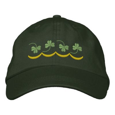 Ligne de shamrock chapeau brodé