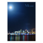 Miami-Skyline am Nachtpanorama - Einladung