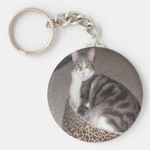 Miezekatze in einem Korb Keychain Schlüsselband