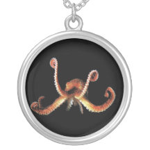 Monstres du profond pendentifs