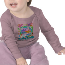 Niedlicher FarbCartoon Dinos in einem Labyrinth-Ba Tshirt
