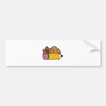 ours mignon dormant sur le crayon autocollant pour voiture