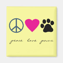 Pattes d'amour de paix aimant