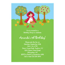 Peu d'invitation rouge d'anniversaire de capuchon