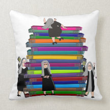 Pile catholique de nonnes de coussin d'art de livr