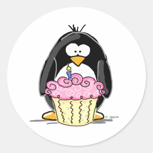 Pingouin d'anniversaire avec le petit gâteau autocollants ronds