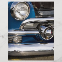 Plan rapproché classique de chrome de voiture prospectus personnalisés