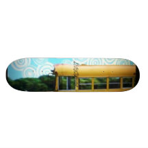 PLANCHE À ROULETTES D'AUTOBUS SCOLAIRE