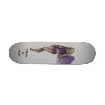 Planche à roulettes violette de charmes d'ange