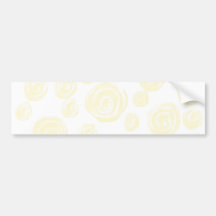 Roses jaunes de crème légère sur le blanc autocollant pour voiture